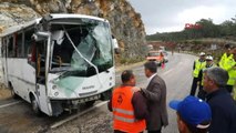 Mersin Çevik Kuvvet Otobüsü Devrildi; 9 Polis Yaralandı