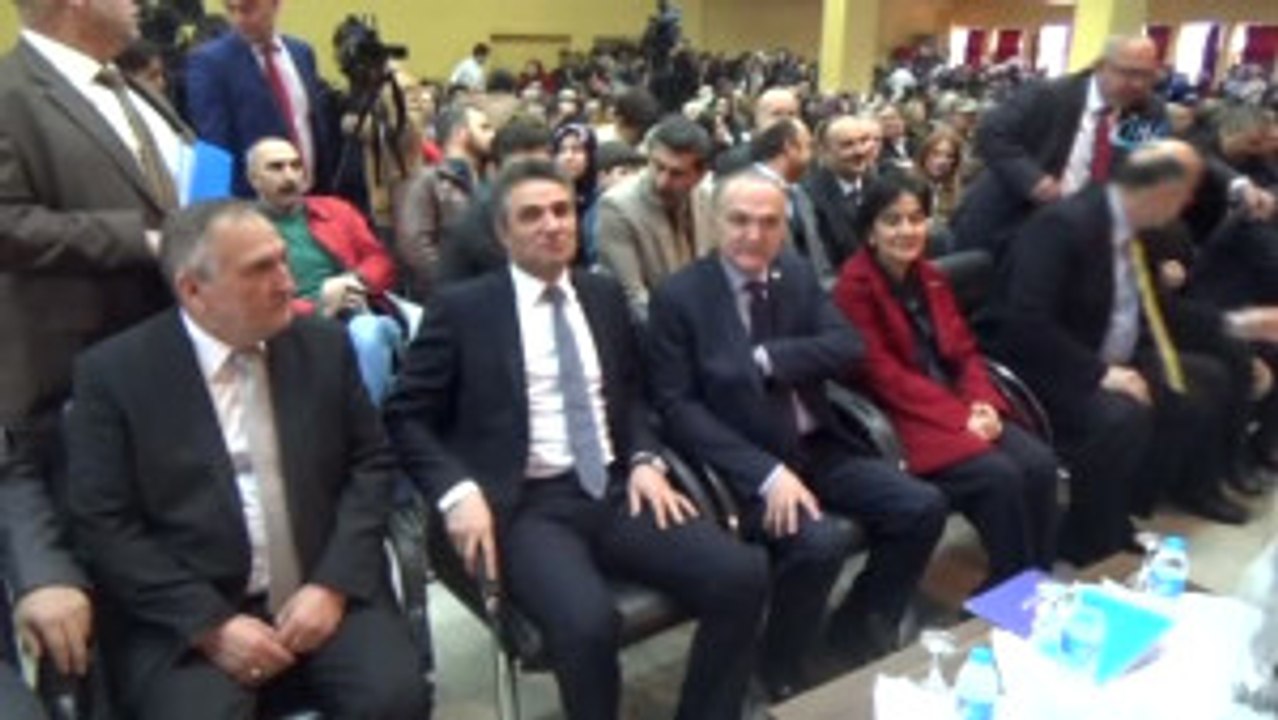 Bakan Faruk Özlü: "Türkiye Büyüyor, Büyüyecek"