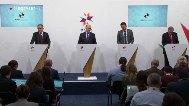 Grecia acuerda reformas con sus acreedores para asegurar un nuevo desembolso