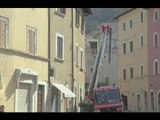 Visso (MC) - Terremoto, messa in sicurezza Palazzo dei Priori (08.04.17)