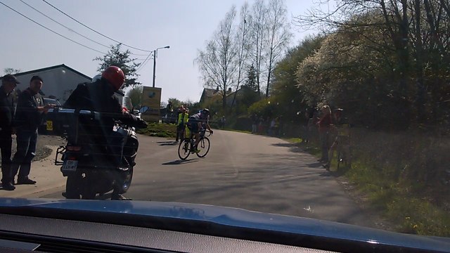 Ide SCHELLING en zig-zag sur le Circuit des Ardennes