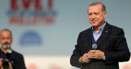 Erdoğan'ın Seslendirdiği "Evet" Şiiri İlk Kez Yenikapı'da Yayınlandı