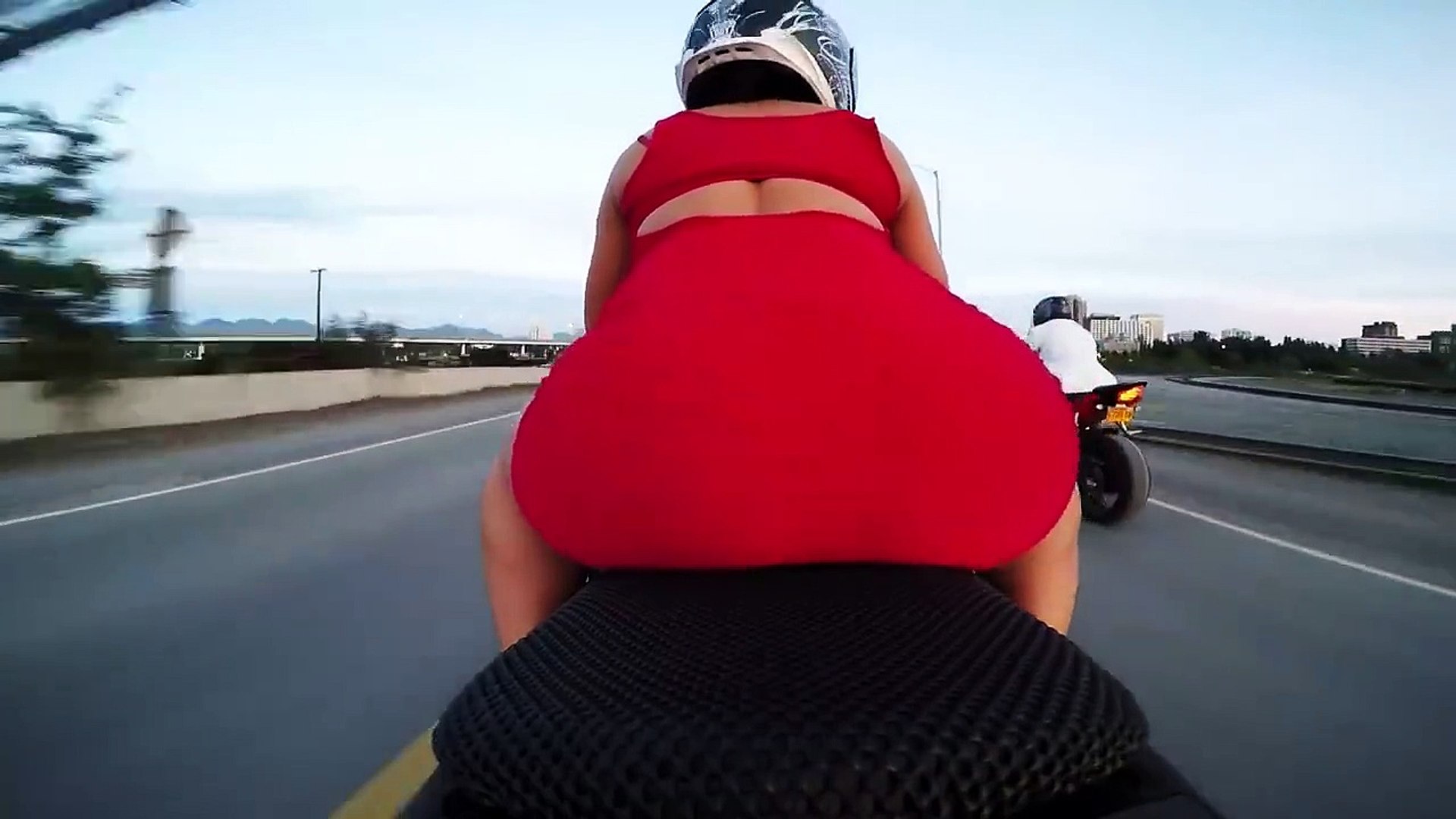 Why You Should Not Ride A Bike Wearing A Skirt Video Dailymotion