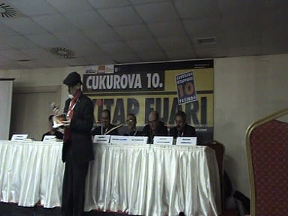 ŞAFAĞIN GÜLLERİ - BEDRAN CEBİROĞLU / 10.ÇUKUROVA ULUSLARARASI  KİTAP FUARI