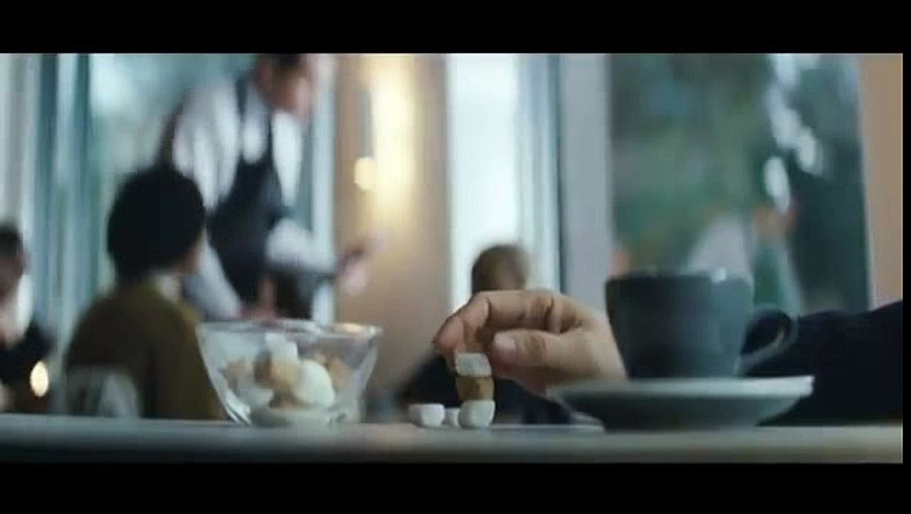 Sky Mobile Launch Advert-Roll 2017