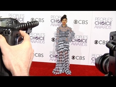 Yara Shahidi People's Choice Awards 2017 Red Carpet