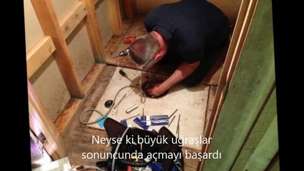 Yıllar Sonra Büyük Babasının Evinde Gizlenmiş Define Bulan Adam
