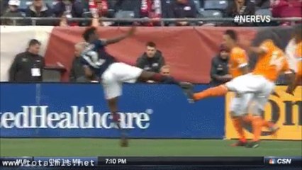 Xavier Kouassi And Alex Get Their Shoes Comically Tangled!