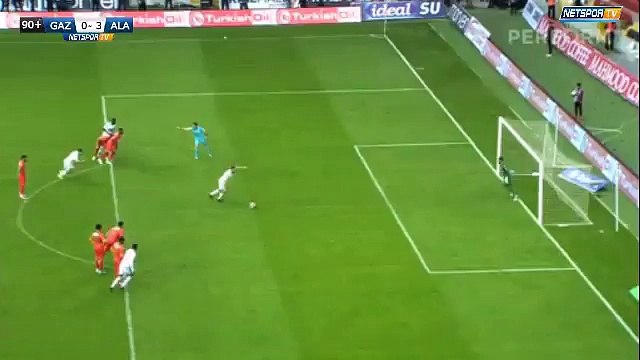 Ghilas : Penalty contre Alanyaspor