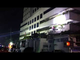 Rappel rescue at Pasig night time shake drill #MMshakedrill