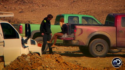 Why Wont Parker Kiss His Girlfriend?? | Gold Rush