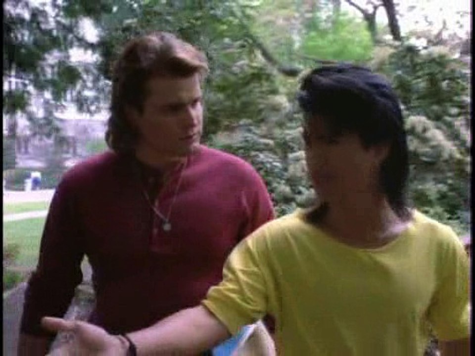 21 Jump Street S04E11 Wheels and Deals Part 2