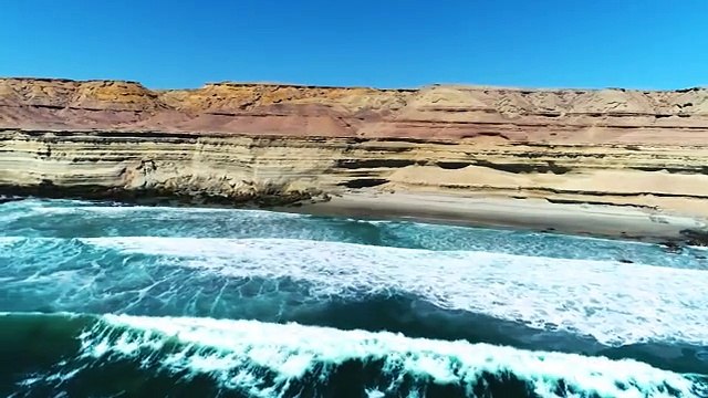 Azul profundo se sumerge en las Playas Vírgenes de Atacama -pt3