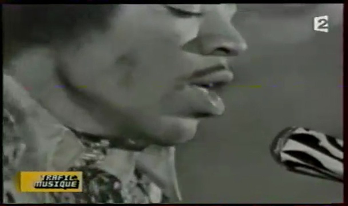 Interview de JOHNNY HALLYDAY au sujet de JIMI HENDRIX.