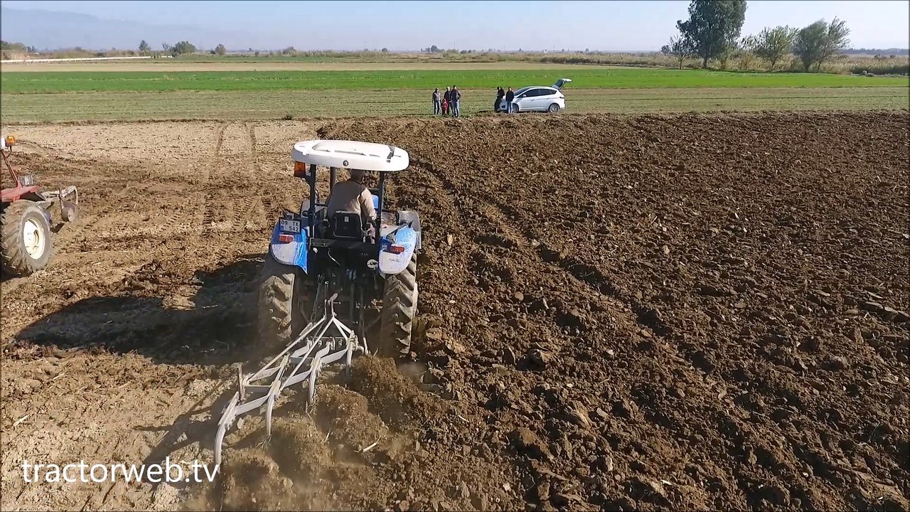 New Holland TD75