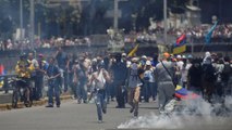Protestos contra Maduro voltam a degenerar em Caracas