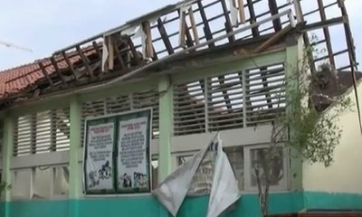 Diterpa Angin Kencang, Atap SD Negeri di Jakarta Ini Runtuh
