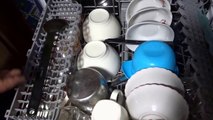 Laver les ustensiles et la vaisselle