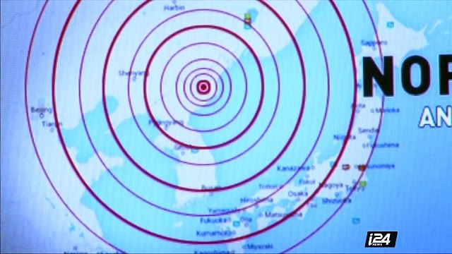 Porte-avions américain et sa flotte en route vers la péninsule coréenne