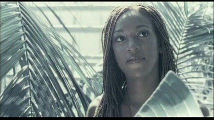 Kelly Joyce - C'est l'amour qui vient