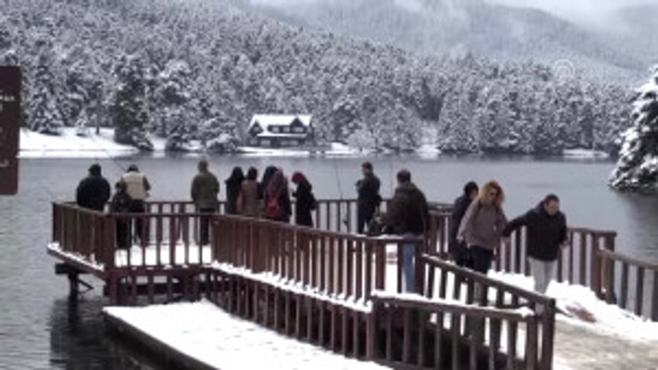 Nisanda Yağan Kar Tabiat Parklarını Doldurdu - Bolu