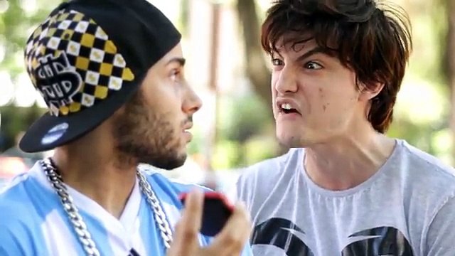 COISAS QUE GOSTARÍAMOS DE DIZER - FUNK NO CELULAR SEM FONE