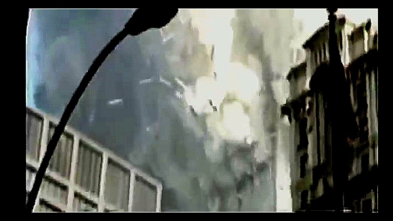 World Trade Center Collapse | Close Up