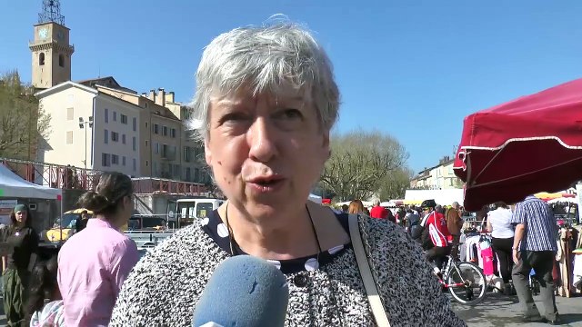 Alpes-de-Haute-Provence : les paysans réunis à Digne-les-Bains pour la fête de l'Agneau Pascal