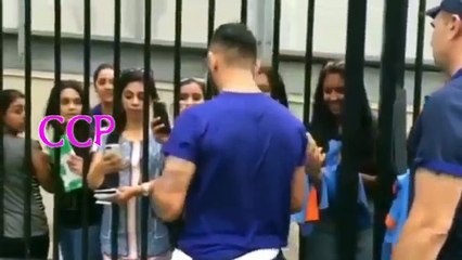 Virat kohli Workout In GYM Along with his Partner Dog Very Funny Embarrassing Video