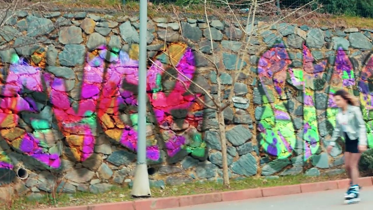 Zeynep Bastık - Şahaneyim