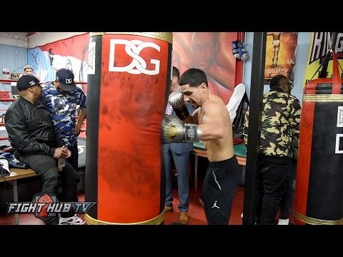 Danny Garcia looking ripped & strong on heavy bag ahead of Samuel Vargas fight