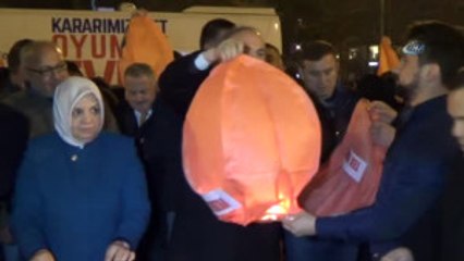 Bakan Faruk Özlü, Dilek Feneri Uçurdu