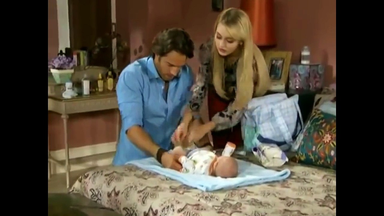 Alessandro E Monsehat Passam A Tarde Junto Com O Filho