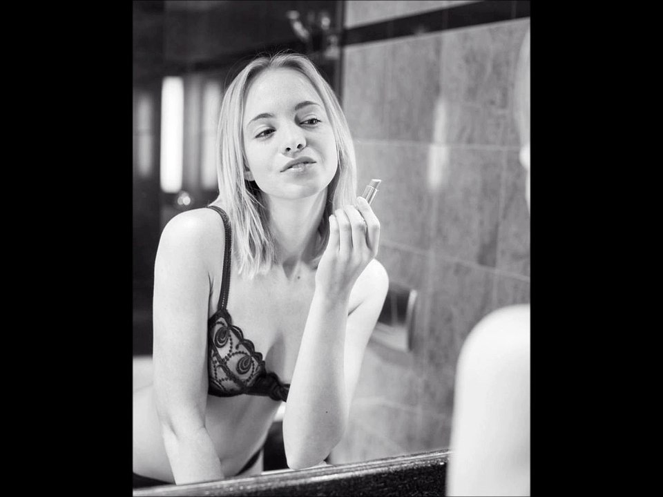 Wire Forever & a day Photographer : Alexander Koenig Model : Diana Sokolova