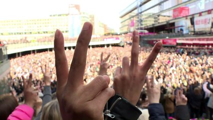 Suecos fazem manifestação contra terrorismo