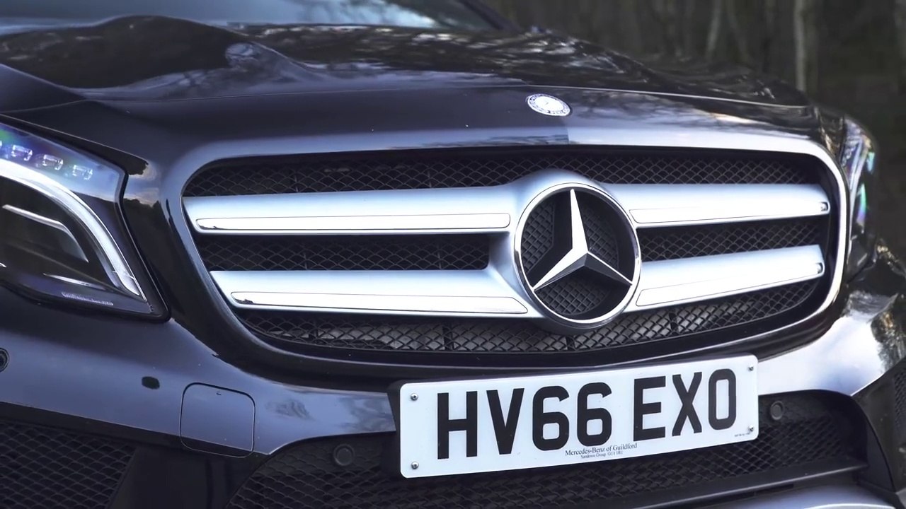 BMW X1 vs Mercedes GLA vs Audi Q3 2017 SUV review _ Mat Watson Reviews-X4IxKH