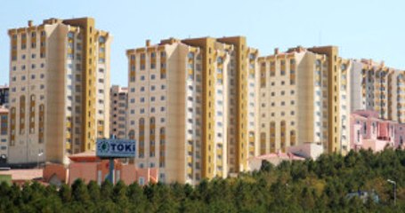 TOKİ Ayda 300 TL Taksitle Emeklileri Ev Sahibi Yapacak