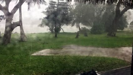 Fortes intempéries et cyclone "Cook" : la Nouvelle-Calédonie retient son souffle