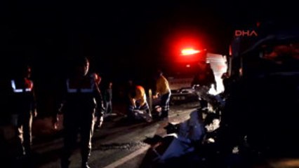 Balıkesir Fenerbahçeli Taraftarlar Maç Dönüşü Kaza Yaptı: 1 Ölü, 19 Yaralı