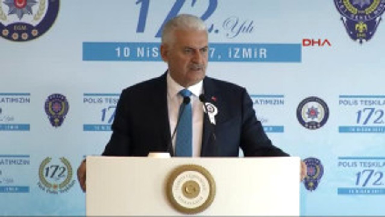 Izmir - Başbakan Yıldırım, Konak Polis Evi'nde Polislerle Buluştu 3