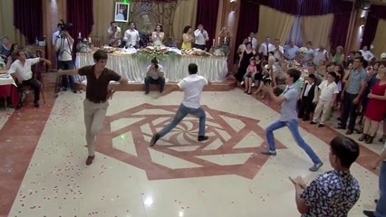 LEZGINKA ARMENIAN WEDDING DANCE MIRAGE 2017. ЛЕЗГИНКА АРМЯНСКИЙ ТАНЕЦ СВАДЬБА. LESGINKA DANSE ARMENIENNE MARIAGE 2017