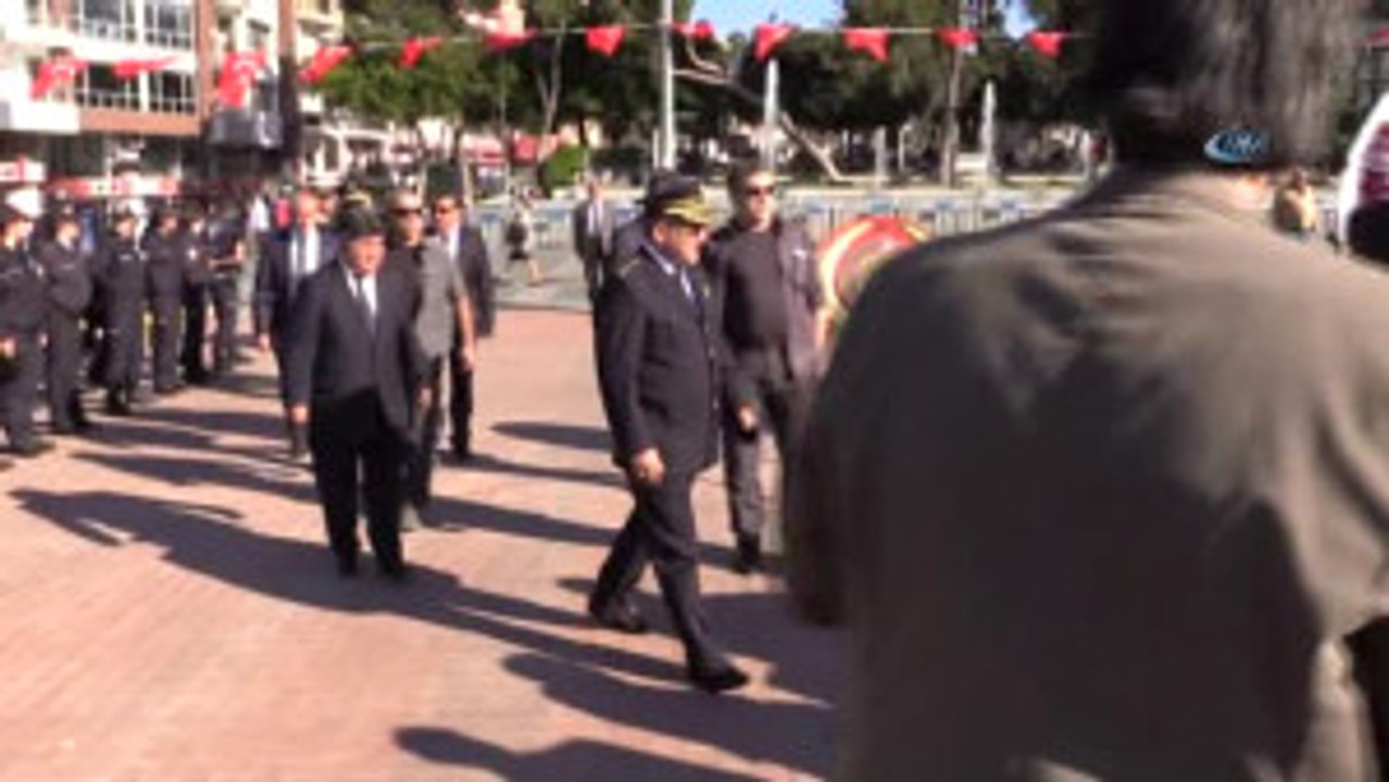 Antalya Valisi Münir Karaloğlu: "Emniyet Teşkilatı Sadece ve Sadece Devletin Emrinde Olmalı, Başka...