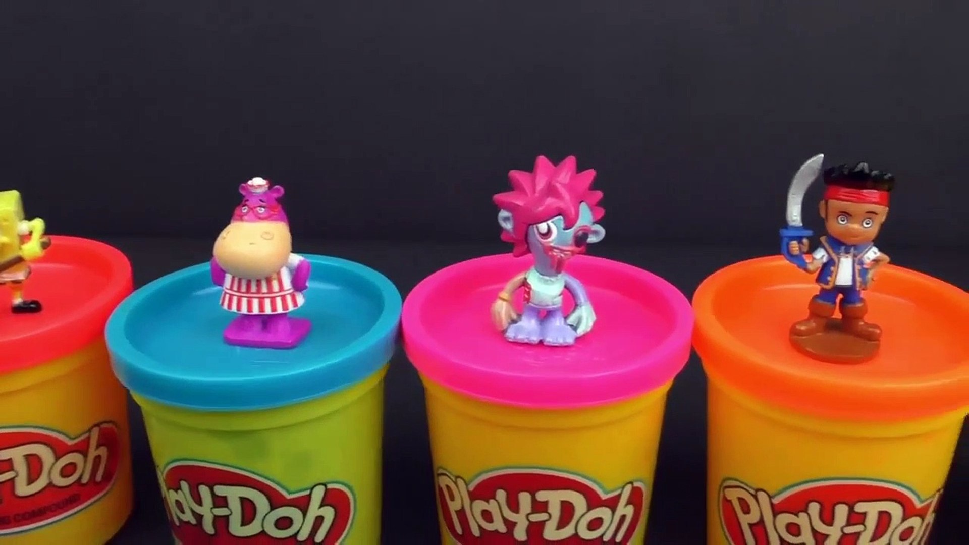 ⁣Peppa Pig Candy Surprise Toys - Te Secret Life of Pets, Zootopia, ol-R