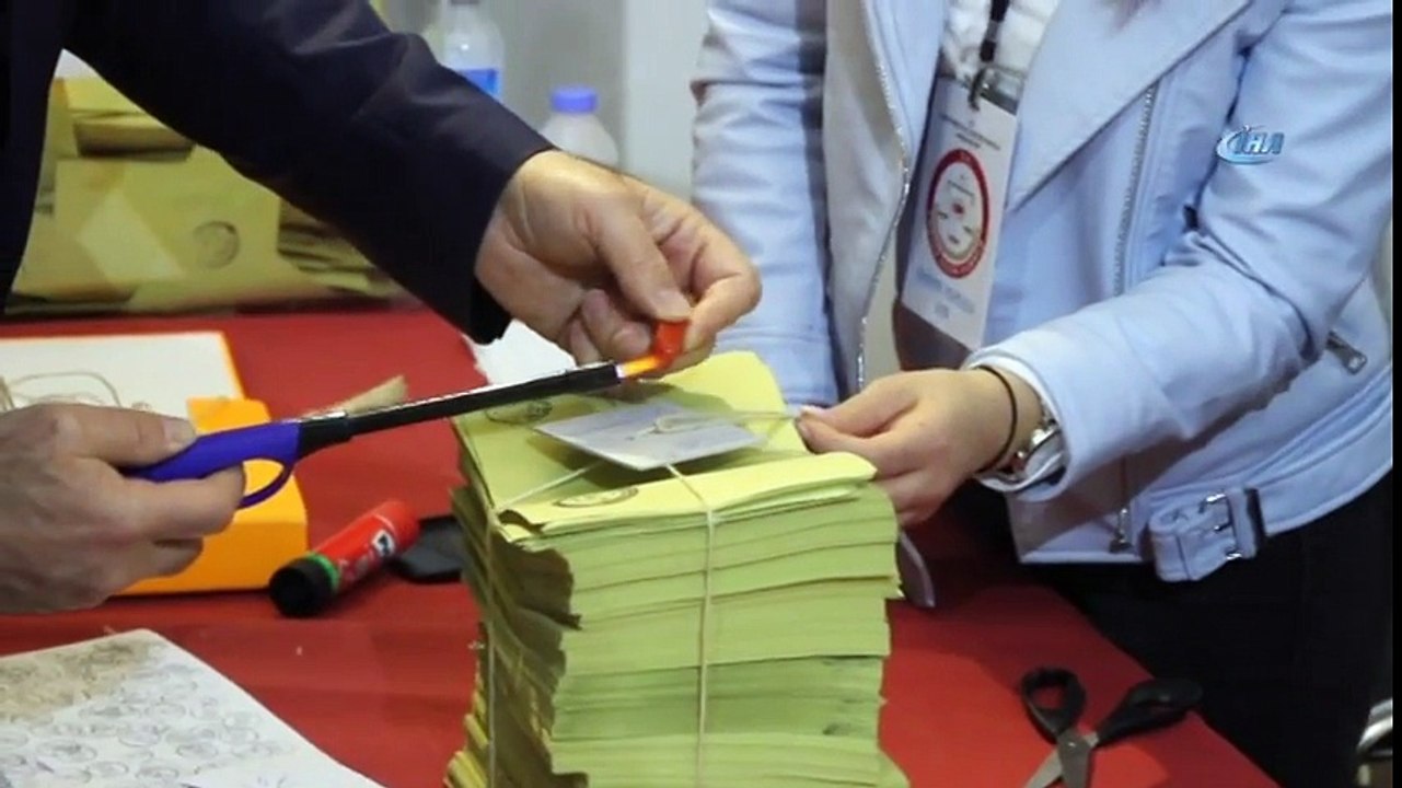 Almanya’da Yaşayan Türk Vatandaşların Oy Verme İşlemi Sona Erdi