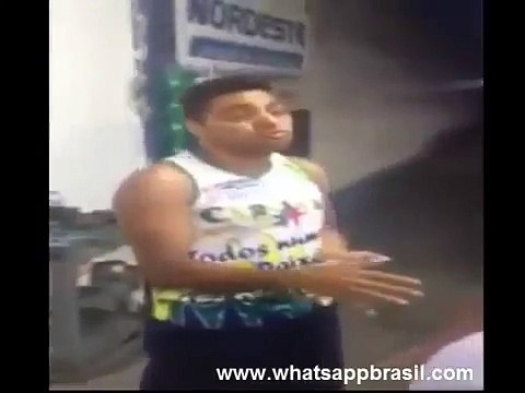 whatsappbrasil.com - Tirulipa faz paródia de Luan Santana