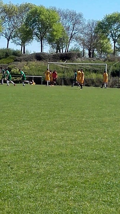 C'est notre meilleur buteur Stéphane Doublet, c'est notre meilleur buteur Stéphane Doublet