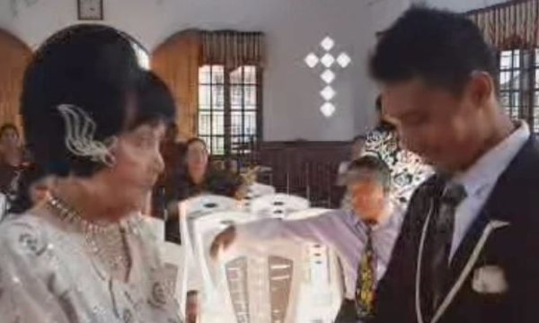 Menikah dengan Nenek, Pria Ini Hampir Tewas Ditikam