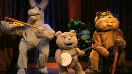 Norah Jones - Everyone Needs A Best Friend