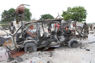 Somali Çifte Saldırıyla Sarsıldı, Bir Hükümet Çalışanı Hayatını Kaybetti