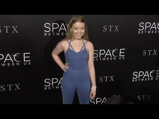 Jade Pettyjohn "The Space Between Us" Premiere